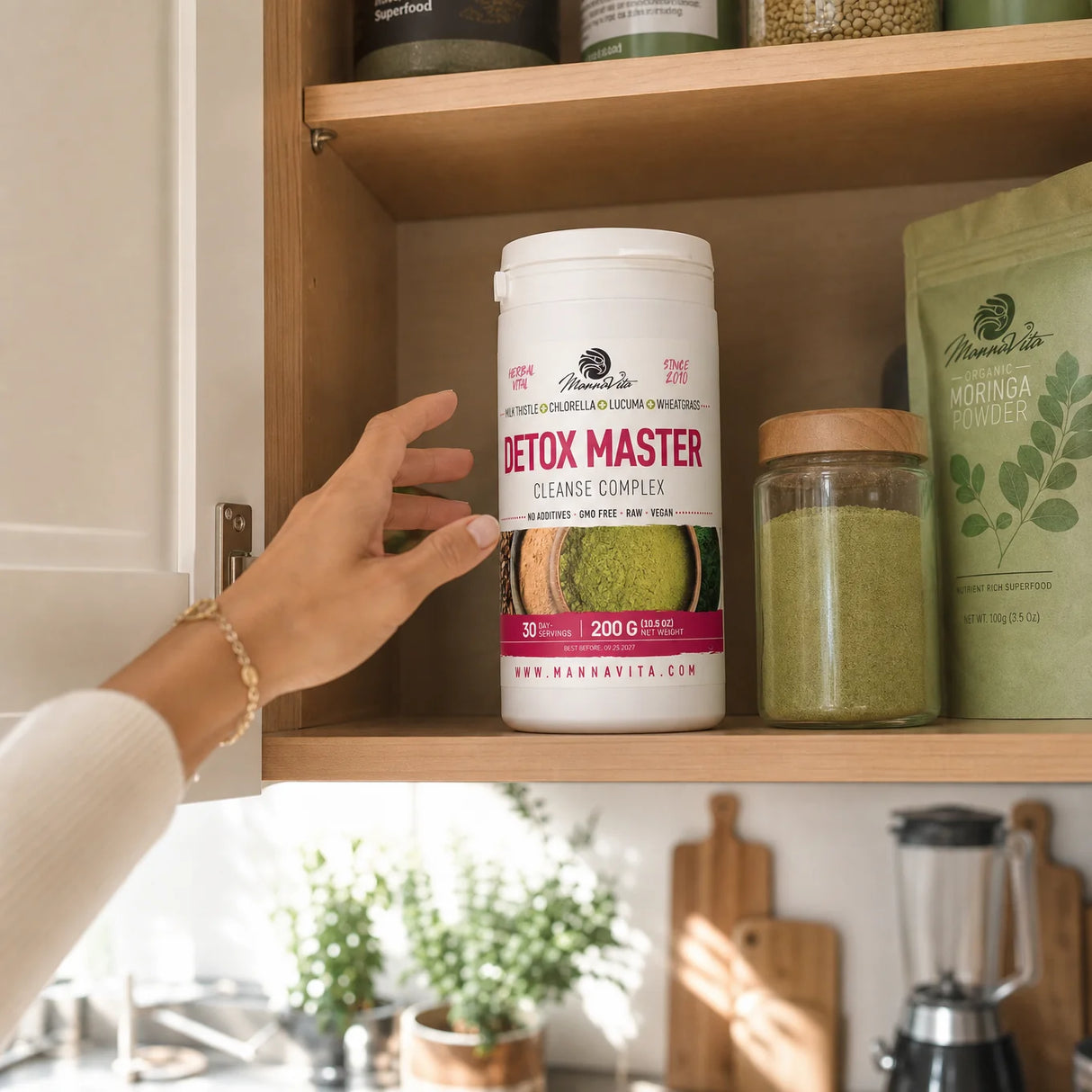 Mannavita pestrec mariánsky + mladá pšenica + chlorella + lucuma • 200 g