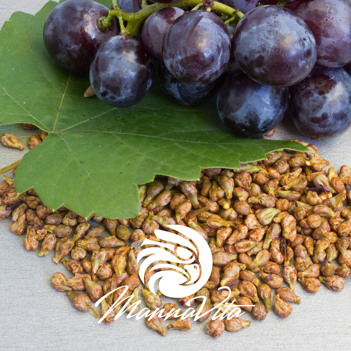 Mannavita maďarský za studena lisovaný olej z hroznových jadier • 250 ml